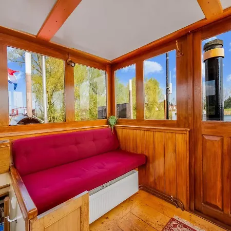 Botel Luxury Boat In *