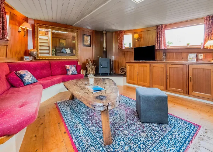 Botel Boat Bliss On The Zandmeren 3*