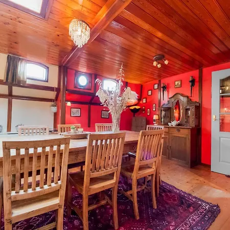 Boat Bliss On The Zandmeren 3* Kerkdriel