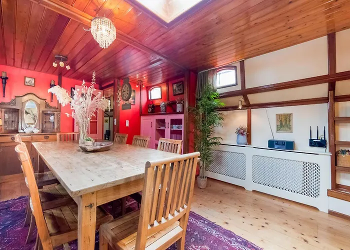 ספינת מלון Boat Bliss On The Zandmeren 3*